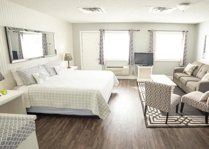 Deluxe King Suite